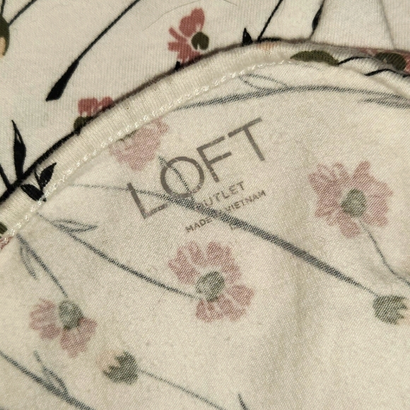 Loft Outlet White Large Floral Cami - Picture 4 of 5